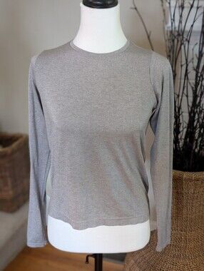 Athleisure Performance Long Sleeve Active Top Gray Mesh Ventilated Women's Small